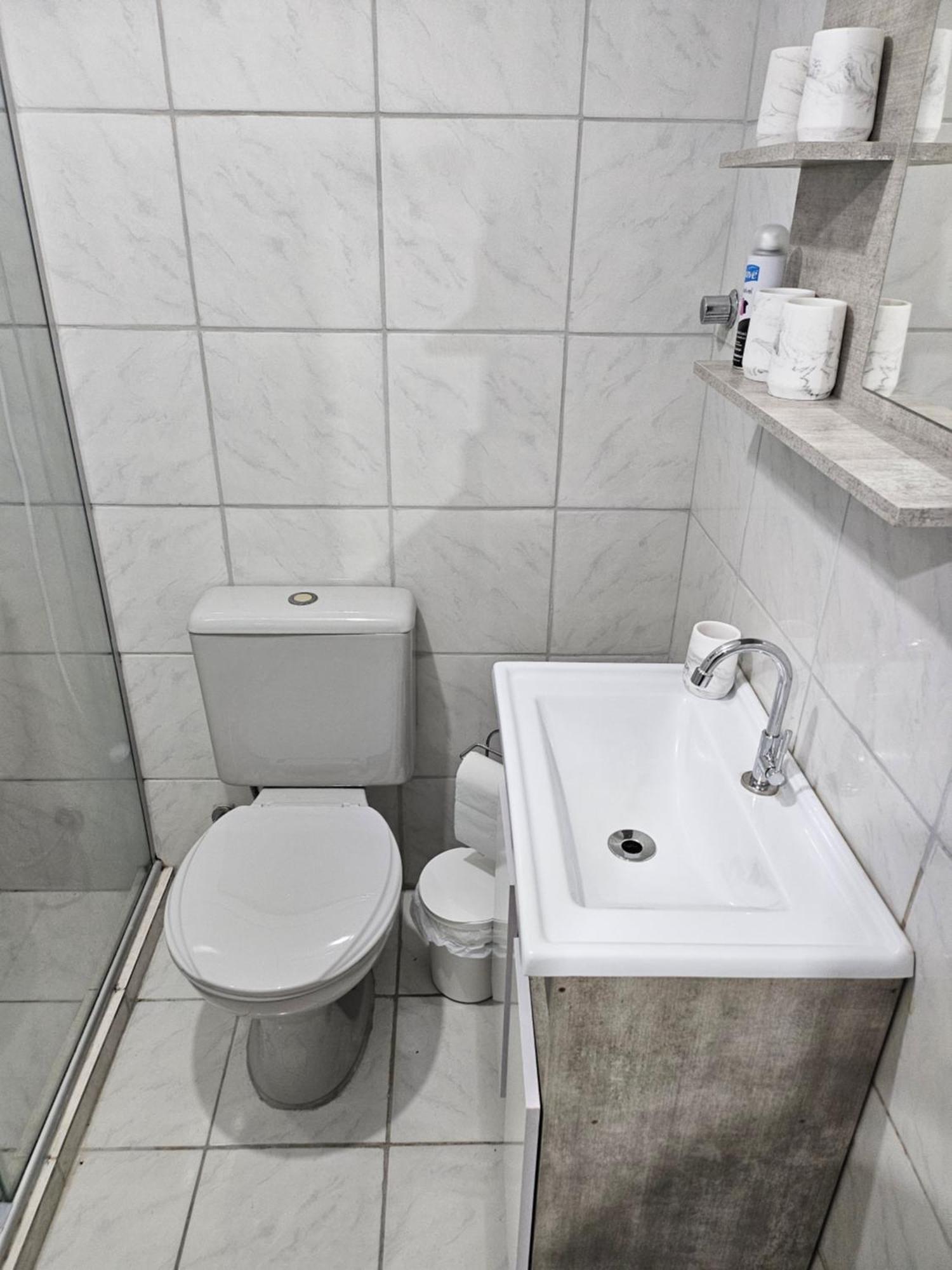 Consulado Americano Apartamento 50 Metros Da Entrada Para Visto Consulado Eua Porto Alegre Com Garagem Eksteriør bilde