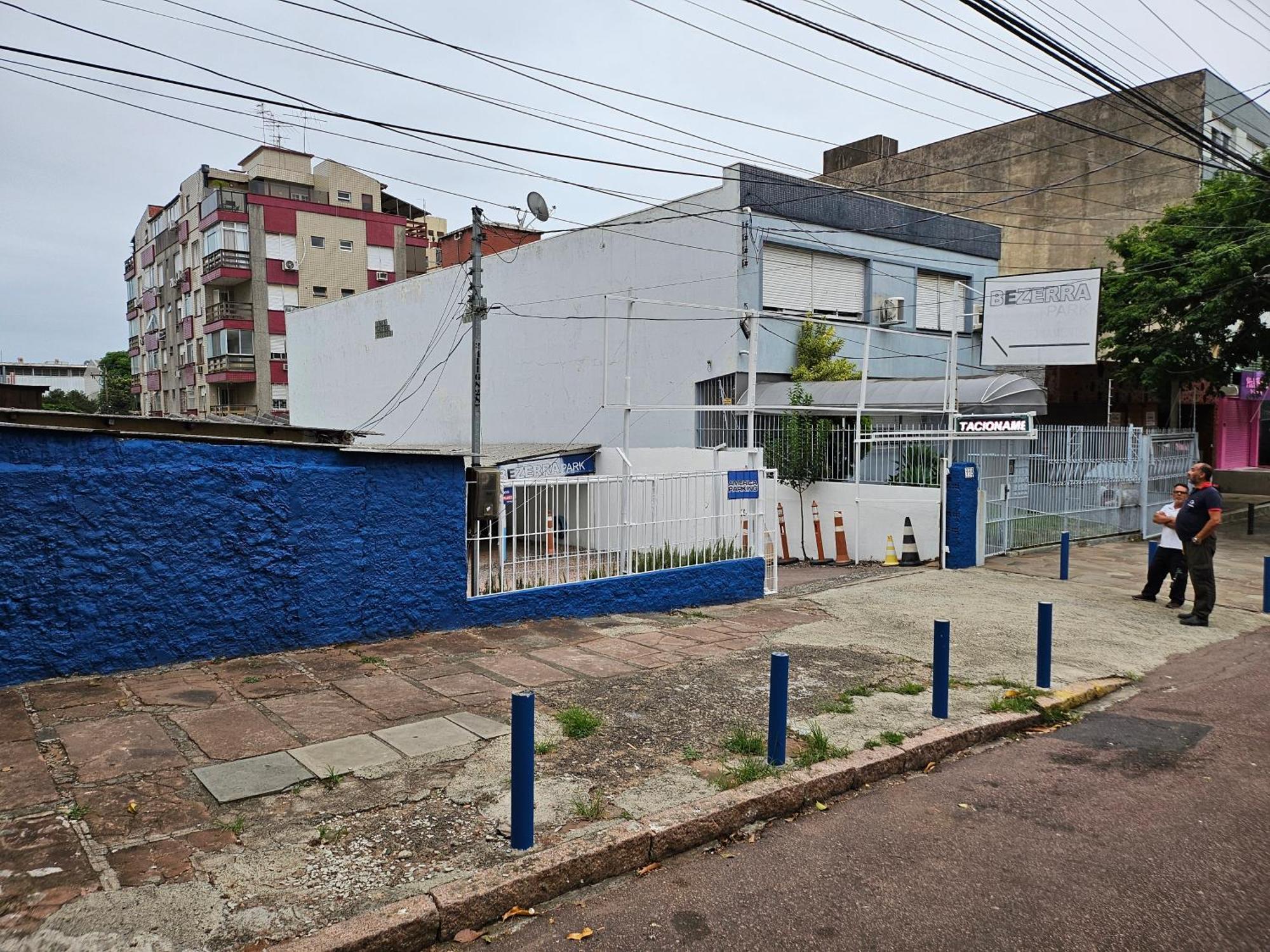 Consulado Americano Apartamento 50 Metros Da Entrada Para Visto Consulado Eua Porto Alegre Com Garagem Eksteriør bilde